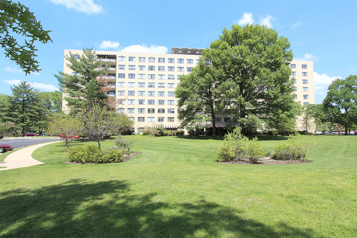 6641 Wakefield Drive 509 River Towers Condominium, Alexandria