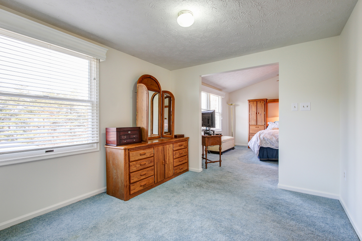 17300 Seneca Chase Park Road, Poolesville, Maryland 20837