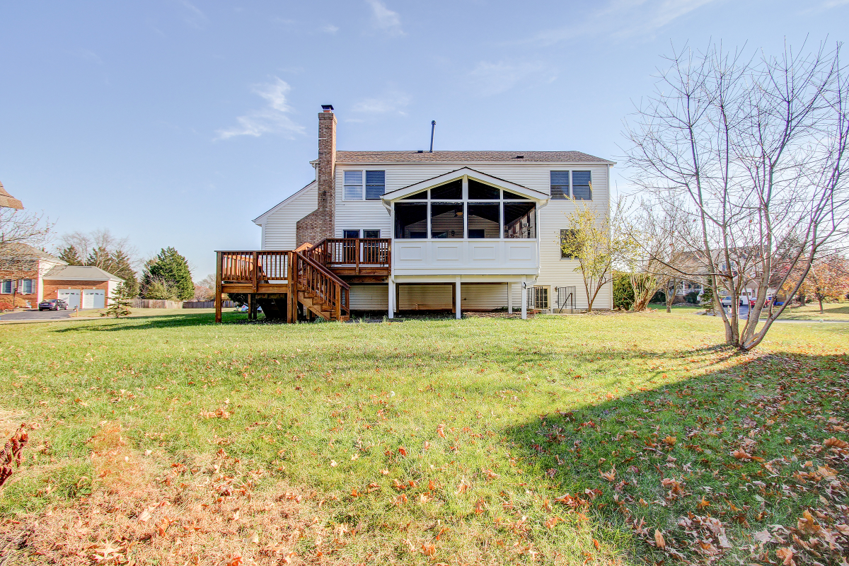 17300 Seneca Chase Park Road, Poolesville, Maryland 20837