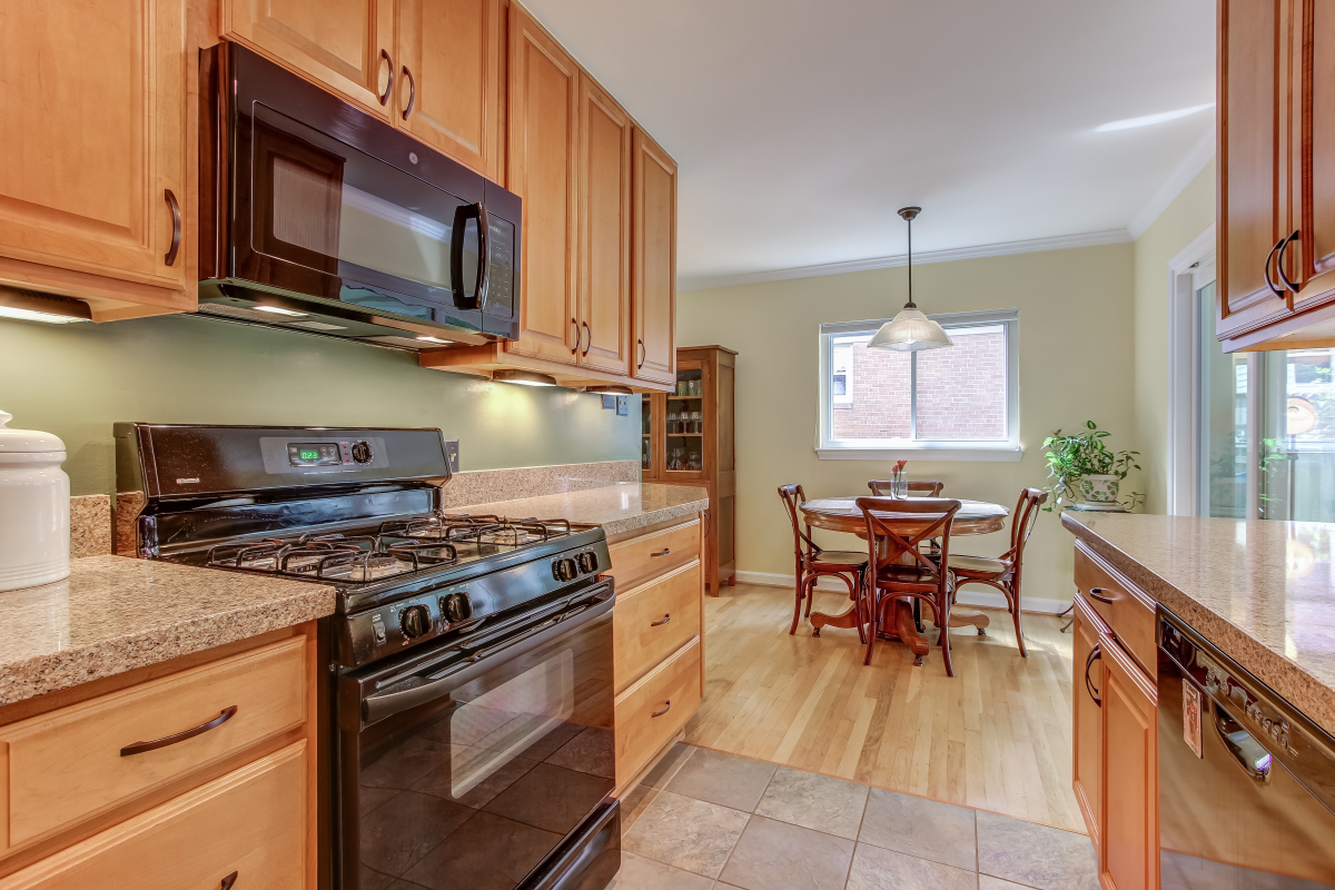 9508 Pin Oak Drive , Silver Spring, Maryland 20910