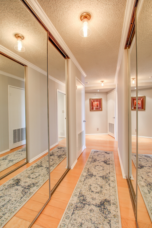 5902 Mount Eagle Drive, Unit 918 Montebello Condominium, Alexandria