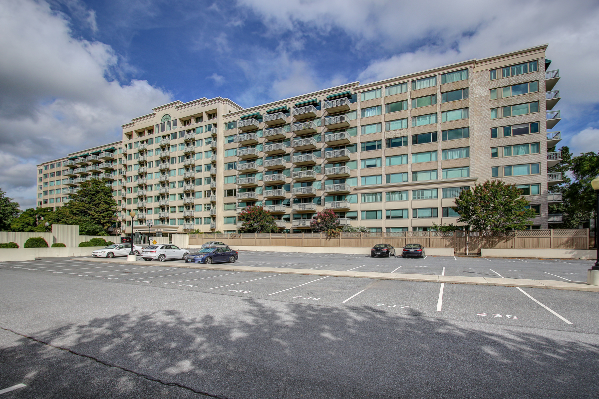 5450 Whitley Park Terrace 811, Bethesda, Maryland 20814