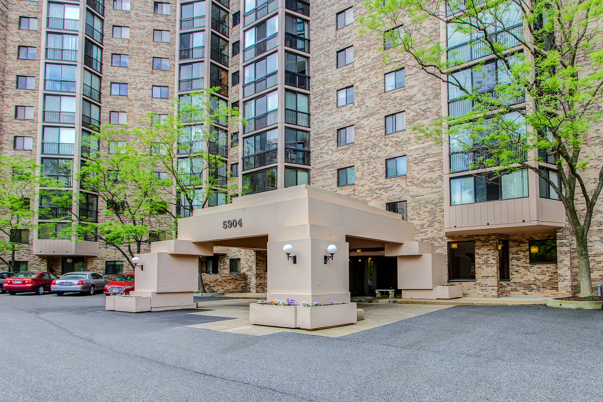 5904 Mount Eagle Drive, 511 Montebello Condominium, Alexandria