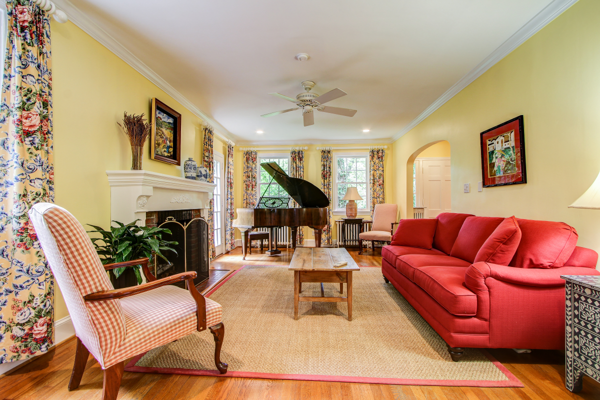 7901 Carroll Avenue, Takoma Park, Maryland 20912