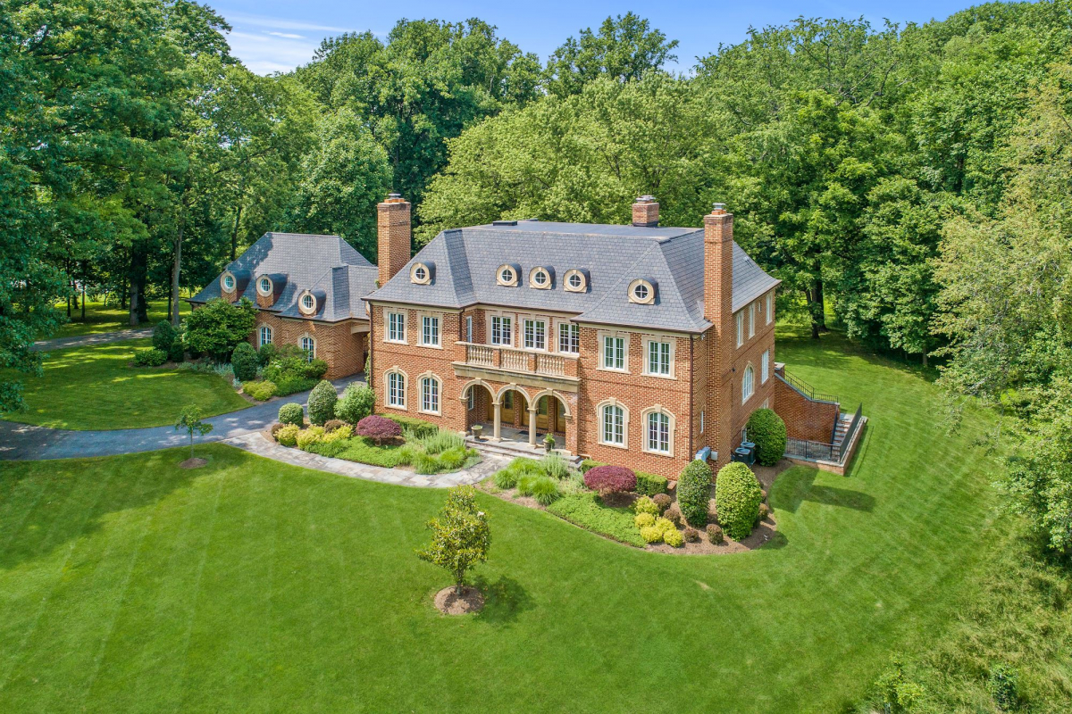 55544 Sample Drone Tour, Darnestown, Maryland 20878