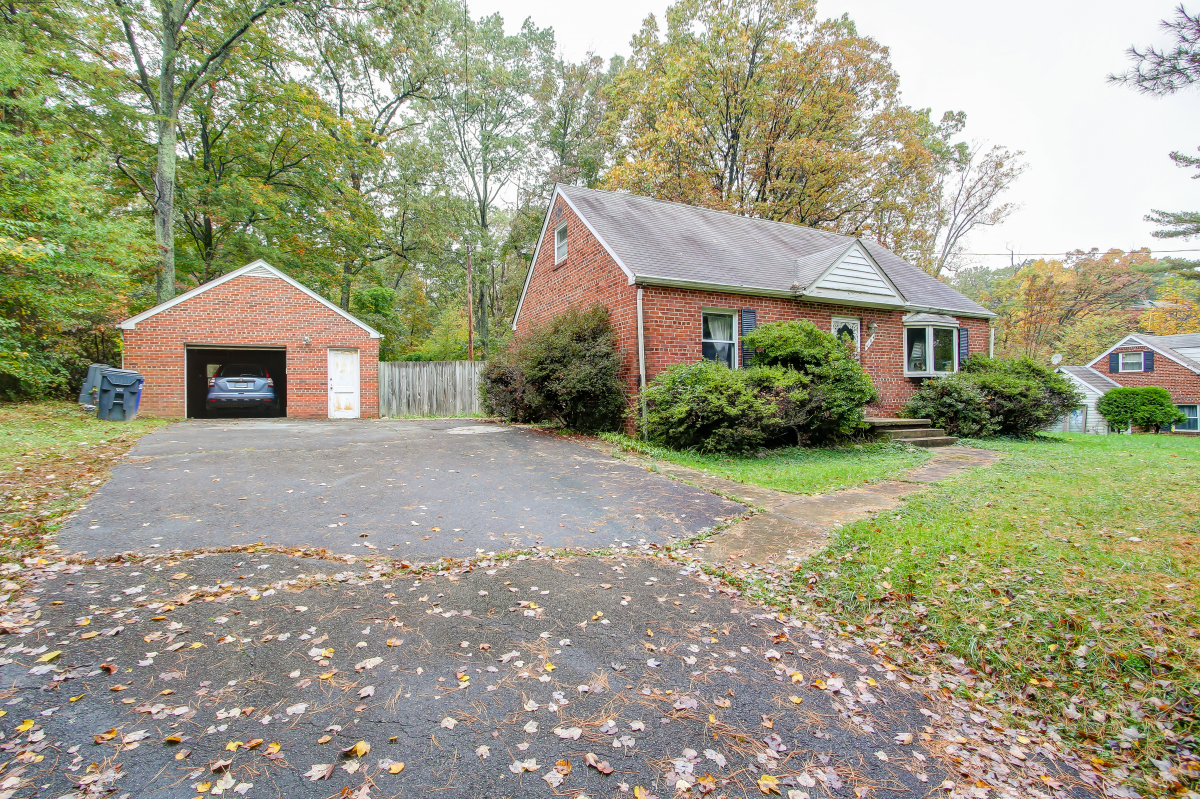 4104 Guinea Rd. , Fairfax, Virginia 22032