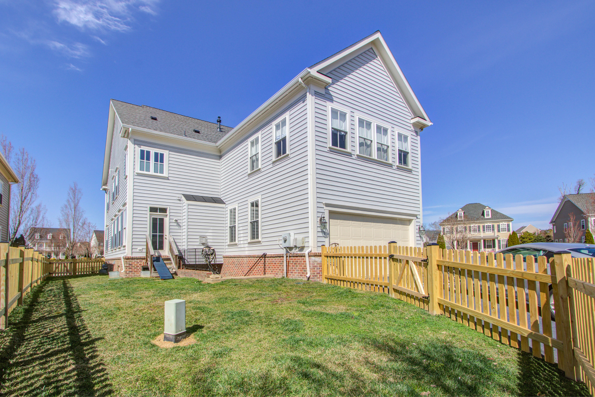 10733 Tuttle Ln, Bristow, Virginia 20136