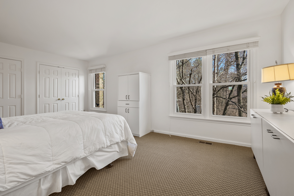 4862 Cloister Drive, Rockville, Maryland 20852