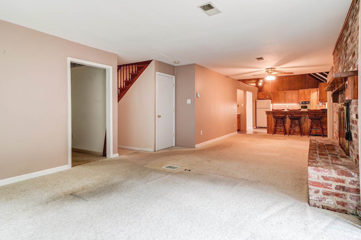 8903 Hooes Road, Lorton, Virginia 22079